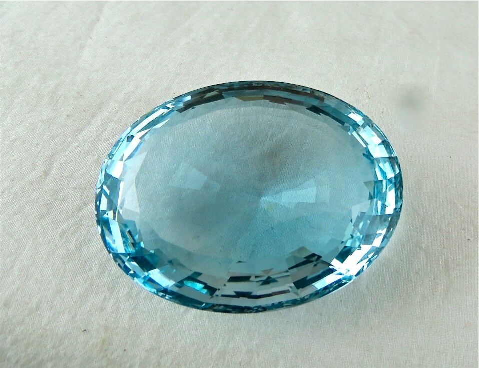 FLAWLESS 44X34 MM BLUE TOPAZ OVAL CUT 257 CARATS SEMI PRECIOUS GEMSTONE PENDANT