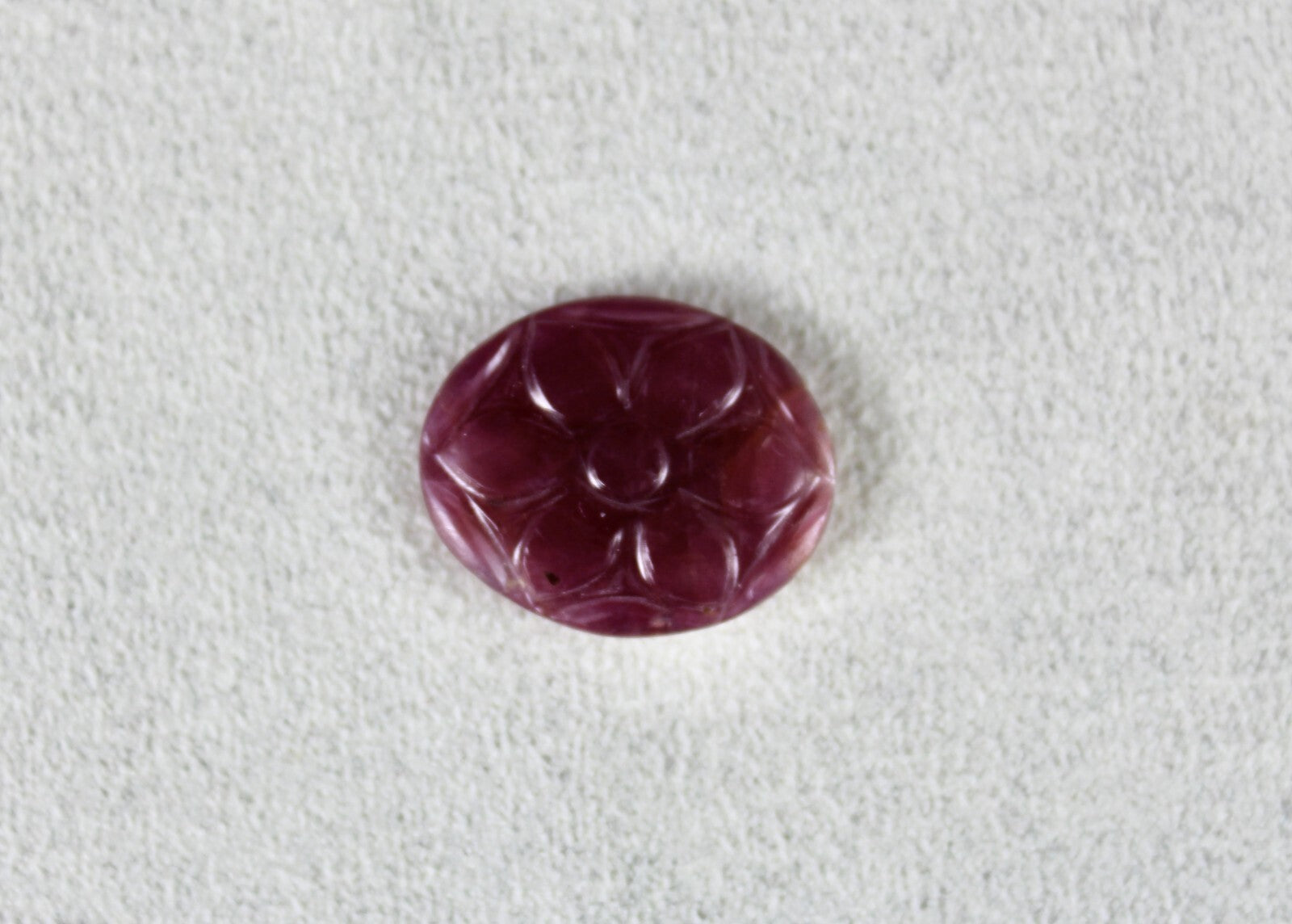 Natural Ruby Carved Oval Gemstone 20mm 17.60ct For Pendant Ring