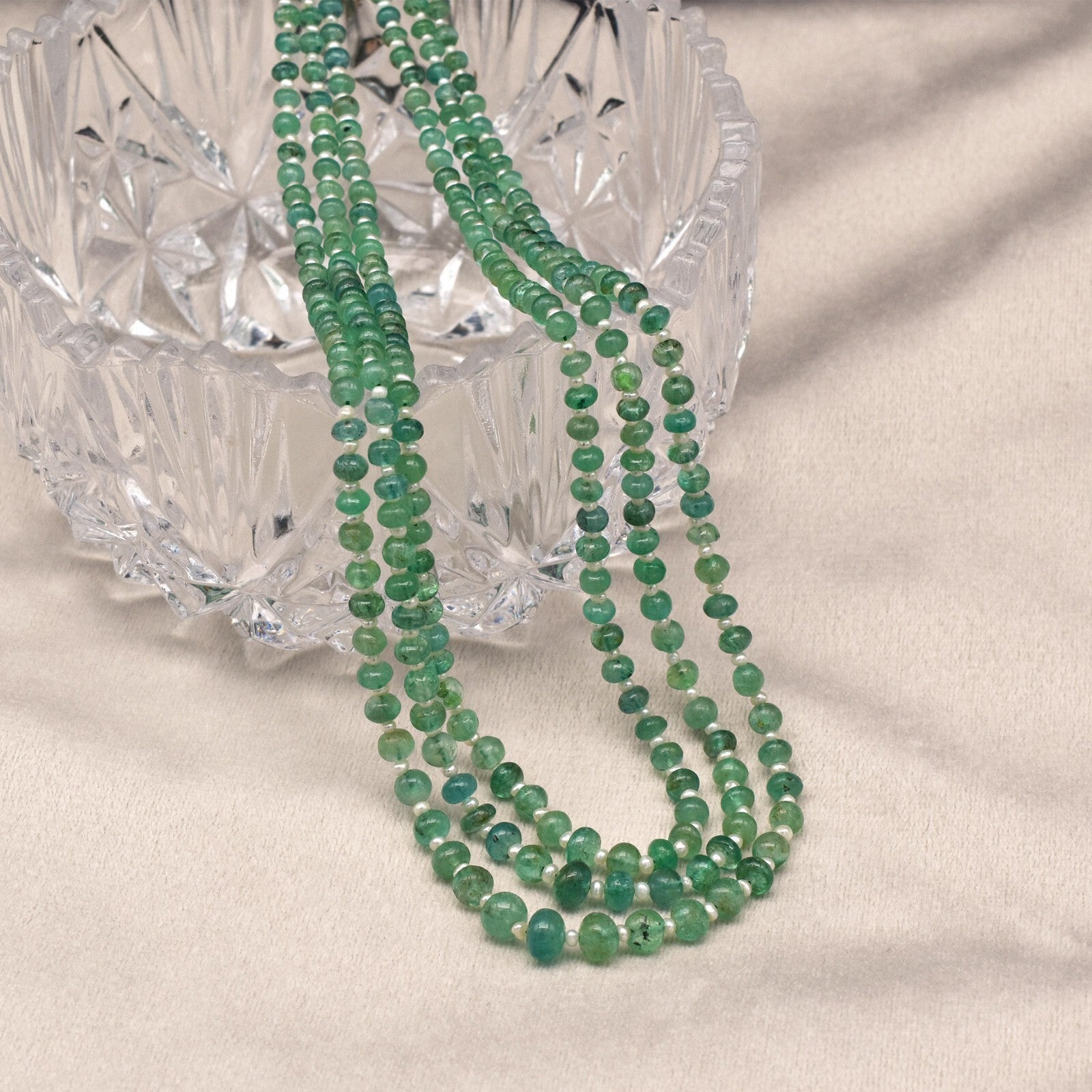 Vintage Natural Emerald 117 Ct Pearl Beads Old Necklace