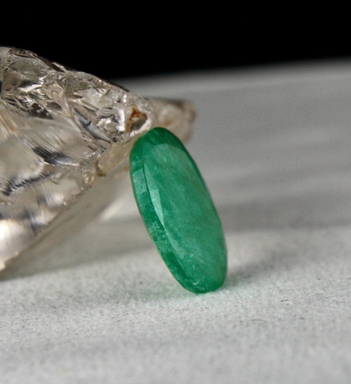 Certified Natural Unheated Emerald Oval Cut 15.30ct Gemstone Ring Pendant