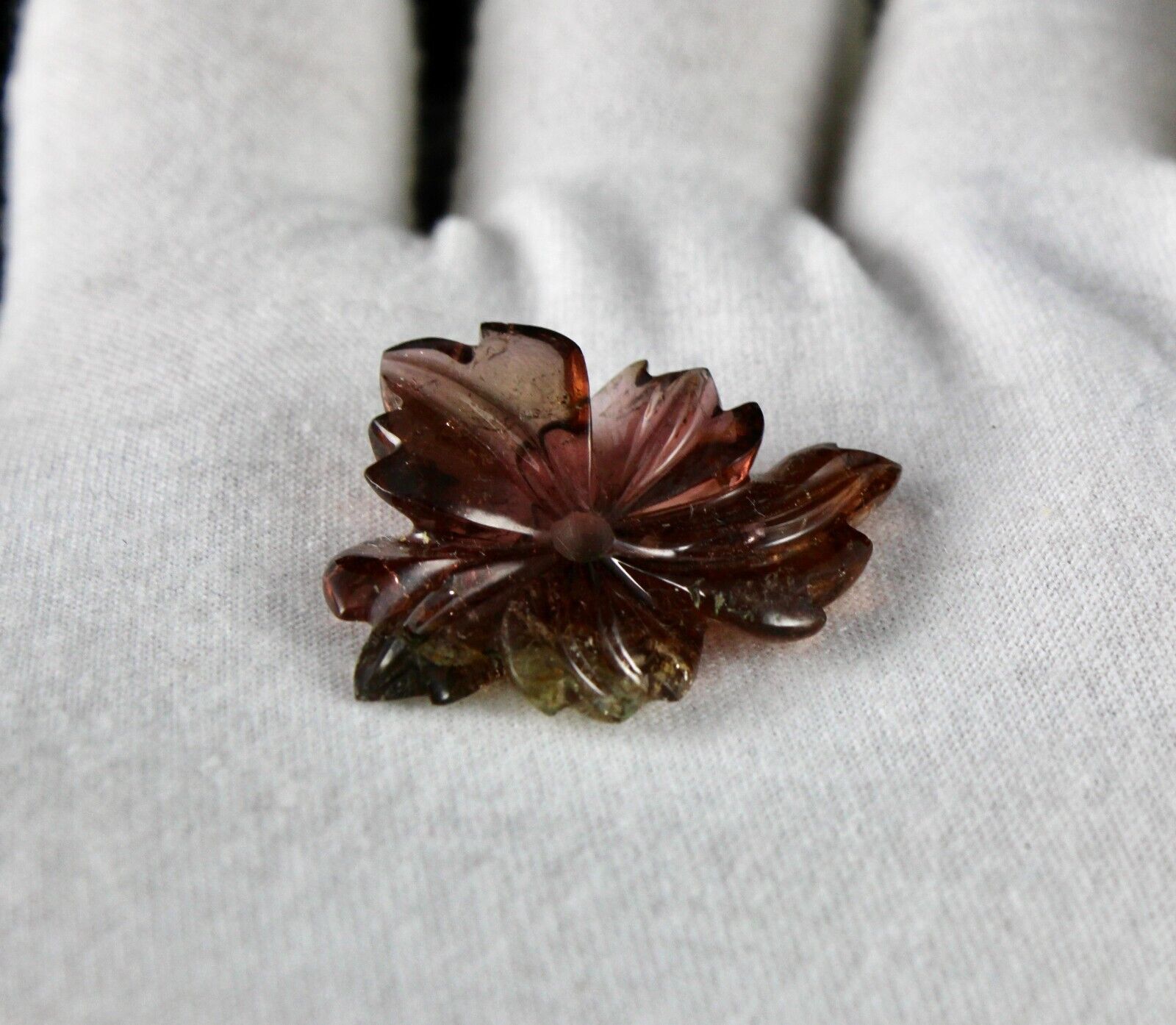 NATURAL TOURMALINE CARVED FLOWER 26.45 CTS GEMSTONE FOR DESIGNING RING PENDANT