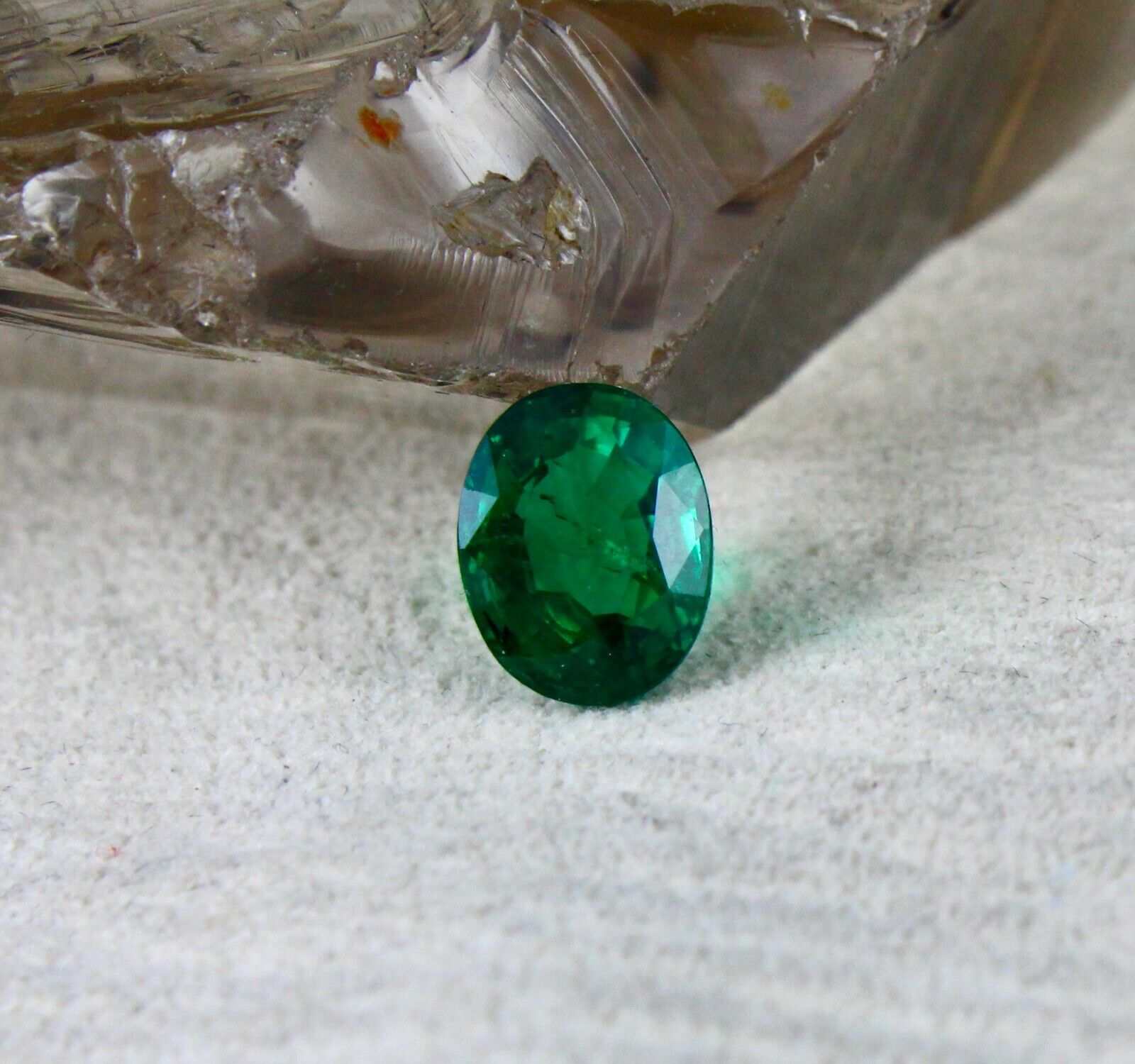 Top Natural Emerald Oval Cut 3.86 Carats 11X8mm Precious Gemstone Ring Pendant