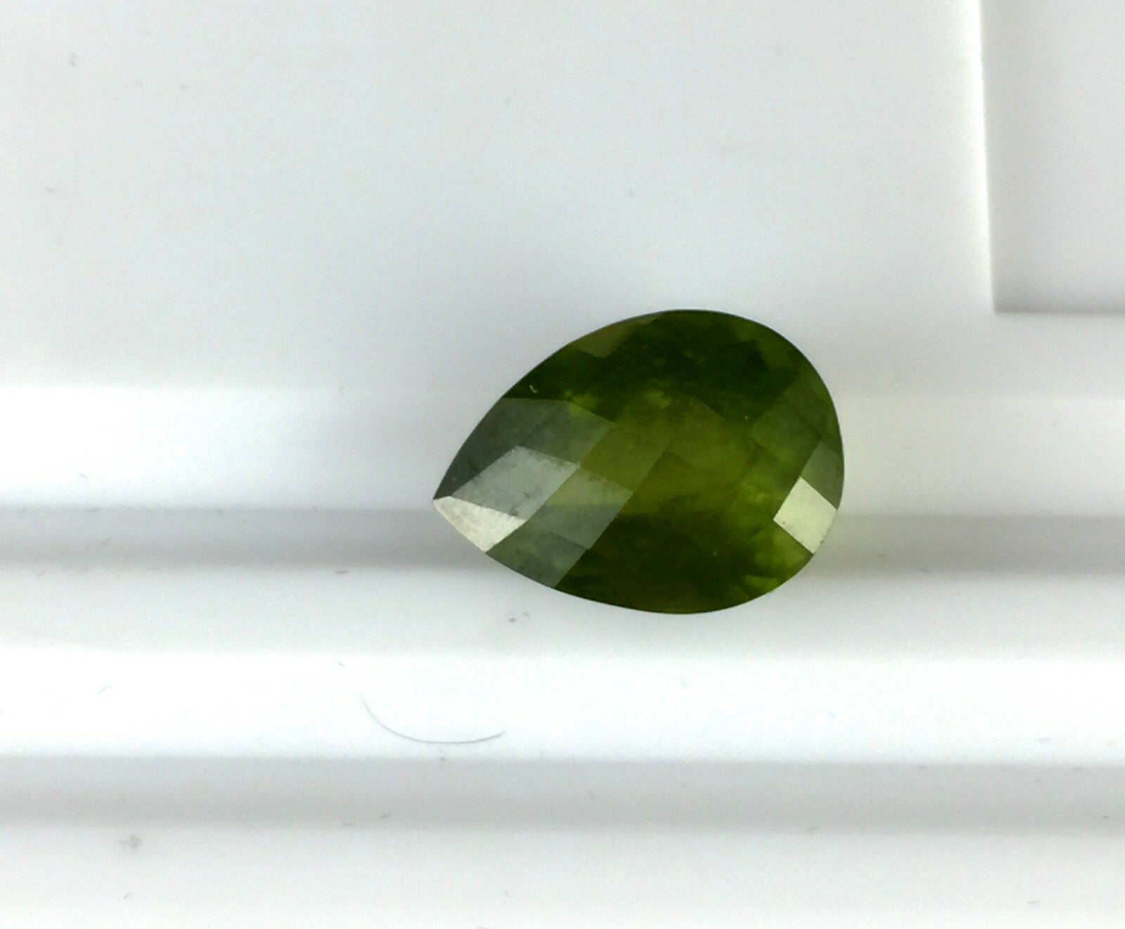 Natural Green Vesuvianite Idocrase Pear Cut Gemstone 17.40 Ct For Ring Pendant