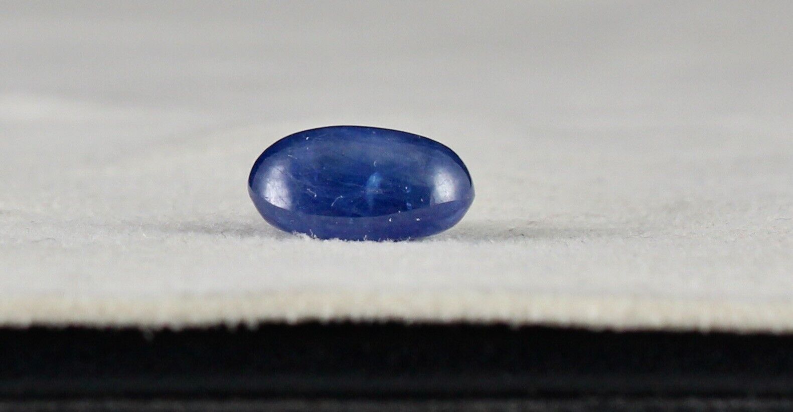 Certified Natural Blue Sapphire Oval Cabochon 5.72 Carats Gemstone Ring Pendant