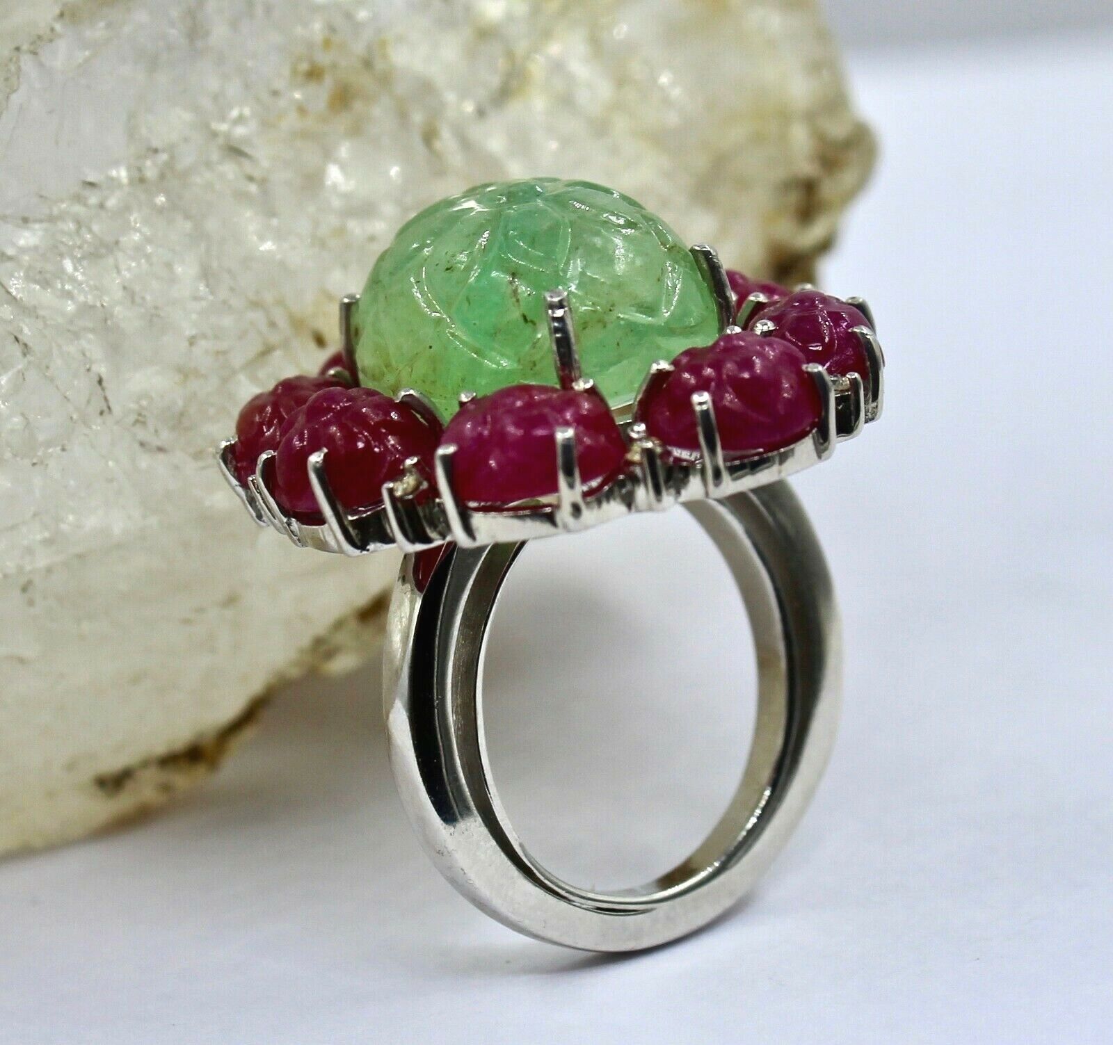 ANTIQUE NATURAL COLOMBIAN EMERALD RUBY CARVED GEMSTONE DIAMOND 925 SILVER RING