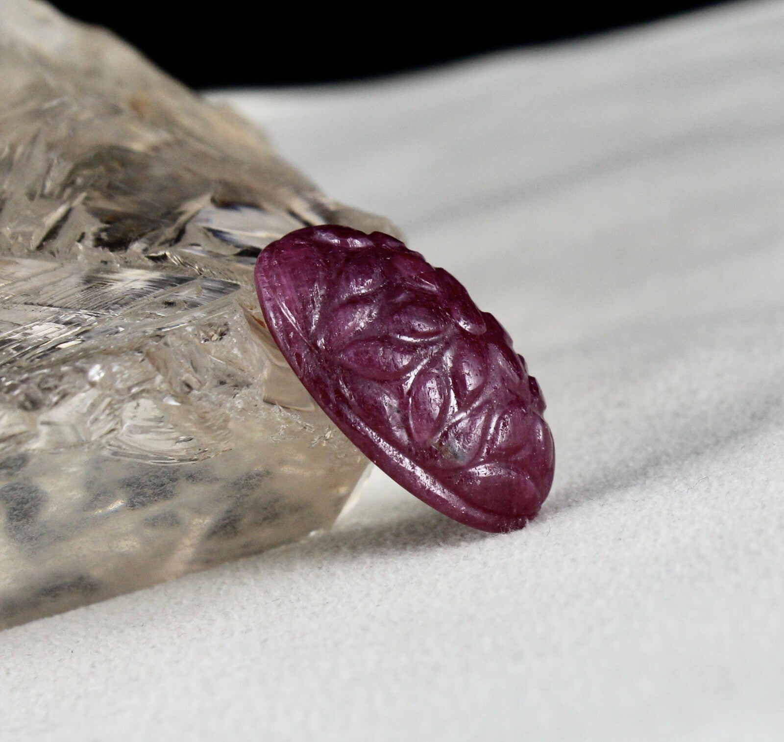 Certified Natural Ruby 45.57ct Carved Oval 26mm Loose Gemstone Pendant Ring