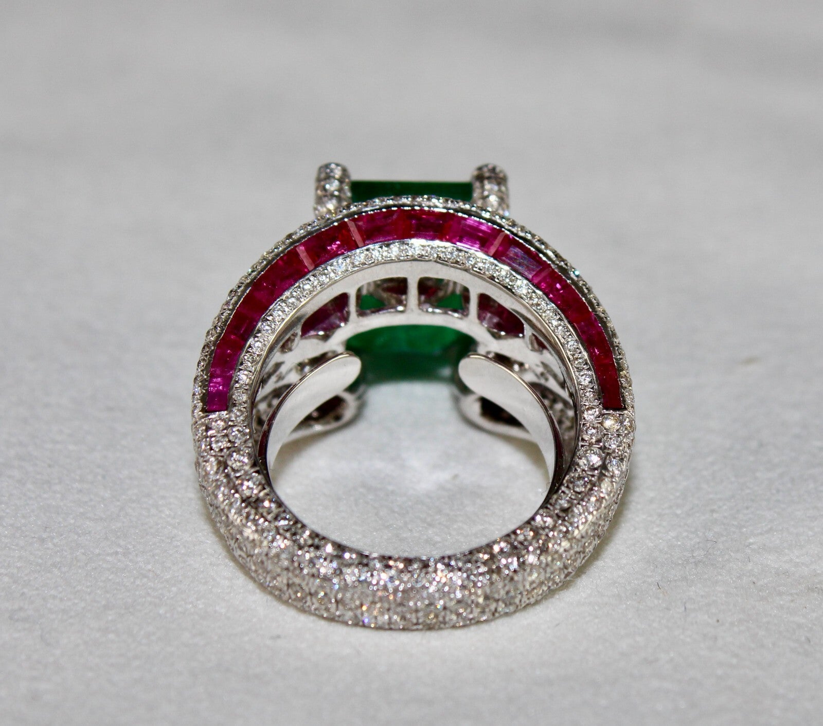 Certified Emerald Ruby Cut Natural Diamond 10ct 18k Gold Cocktail Ring