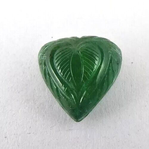 Natural Zambia Emerald Heart Carved 4.99 Ct Cabochon Gemstone For Ring Pendant