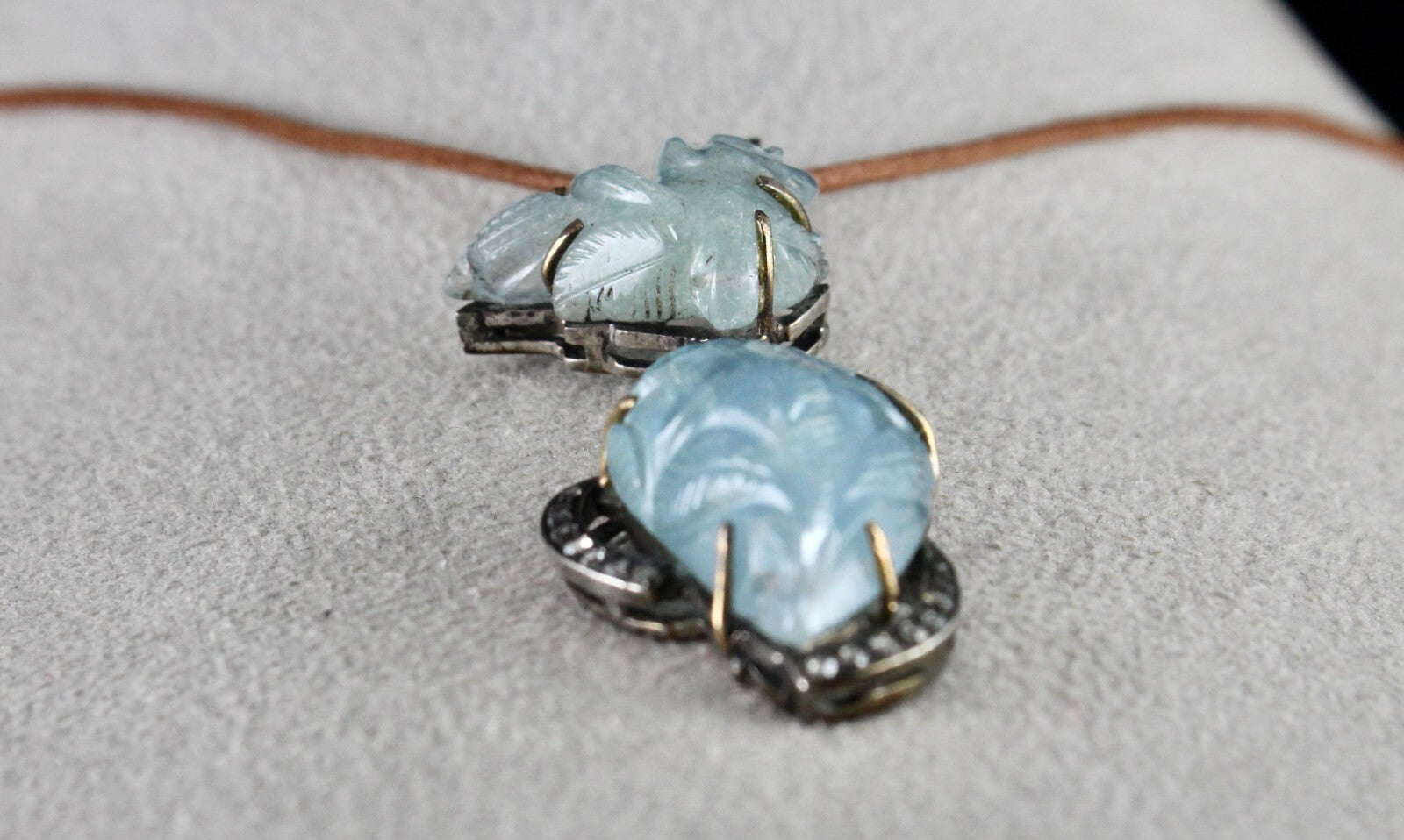 Natural Blue Aquamarine 10ct Carved Natural Diamond 18k Gold 925 Silver Pendant