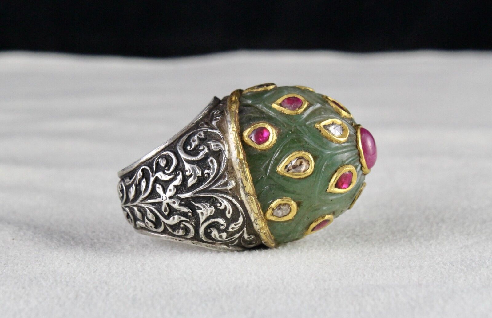 ANTIQUE COLOMBIAN EMERALD CARVED RUBY DIAMOND GOLD JADAU LADIES 925 SILVER RING