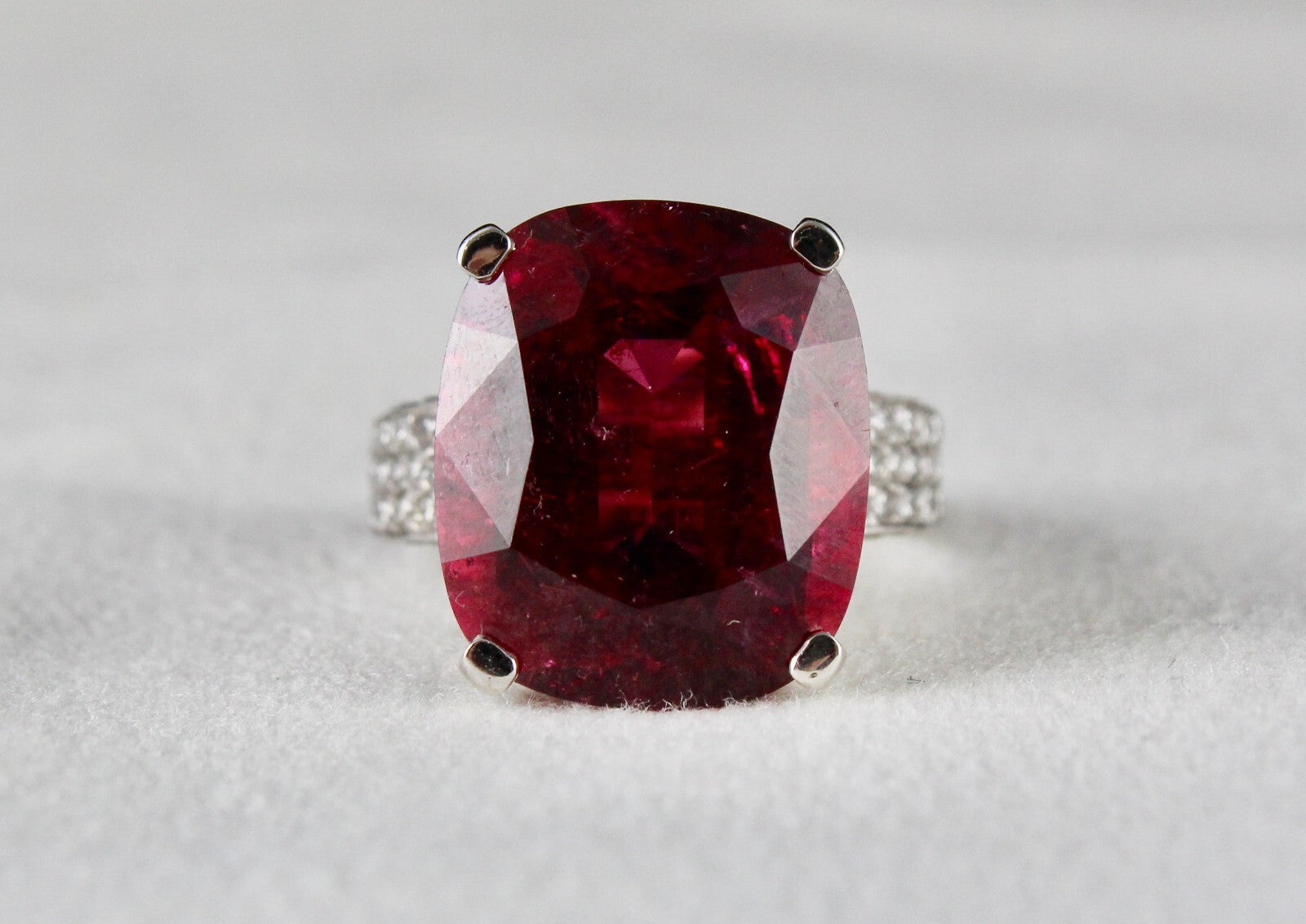 Certified Natural Rubellite Tourmaline 10ct Natural Diamond 18k Gold Ring