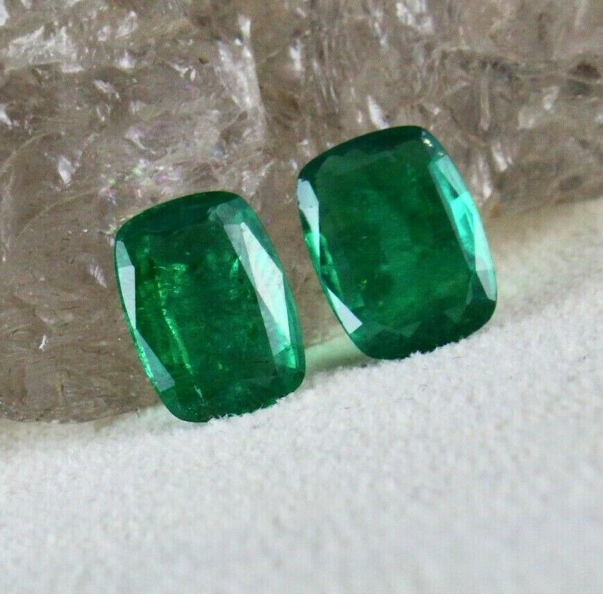 GTL CERTIFIED NATURAL ZAMBIAN EMERALD CUSHION CUT PAIR EARRING 5.12 CTS GEMSTONE