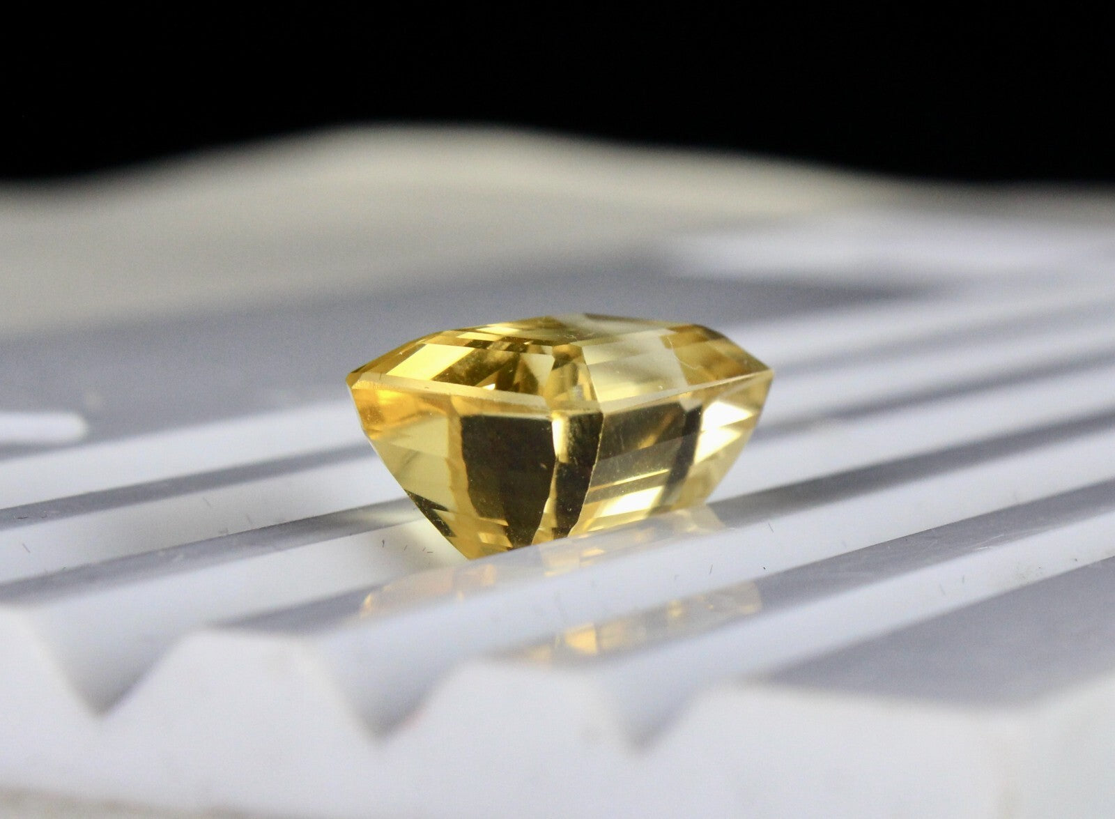 Natural Yellow Citrine 19.19ct Octagon Cut 18x12mm Gemstone Pendant Ring