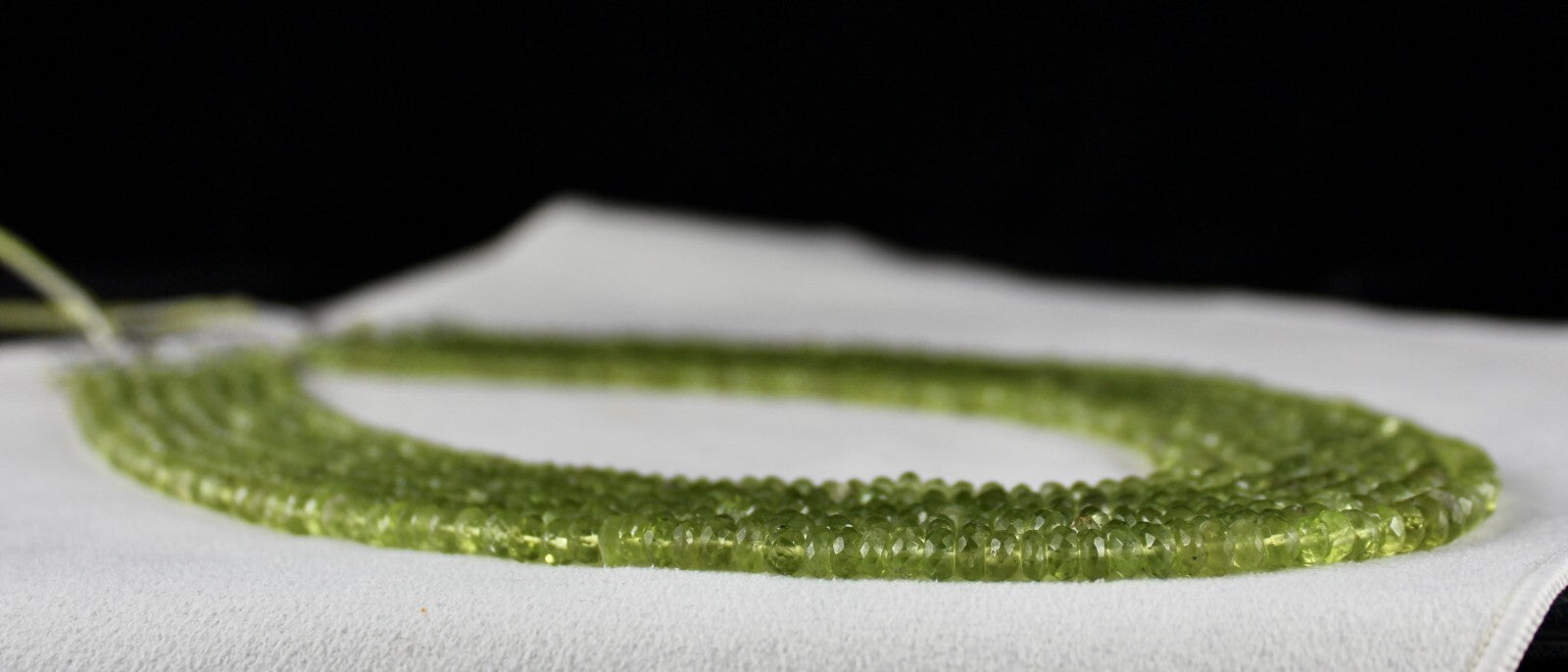 Natural Peridot Beads Faceted Round Necklace 717ct Gemstone For Women