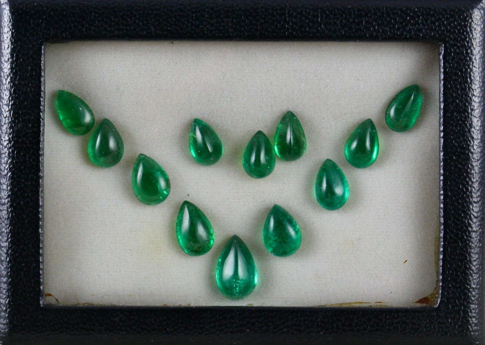 NATURAL ZAMBIAN EMERALD PEAR CABOCHON 12 PCS 31 CARATS GEMSTONE SET EARRING RING