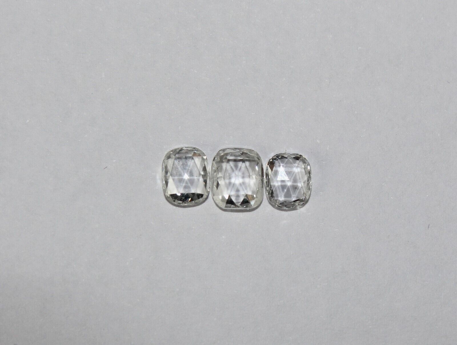 NATURAL WHITE ROSE CUT DIAMOND 3 PC 1.68 CTS OVAL CUT STONE EARRING PENDANT SET