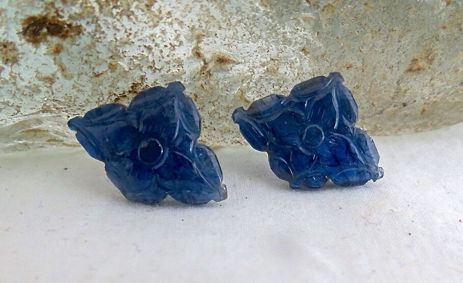 12X18MM NATURAL BURMESE BLUE SAPPHIRE CARVED FLOWER 10.74 CARAT GEMSTONE EARRING