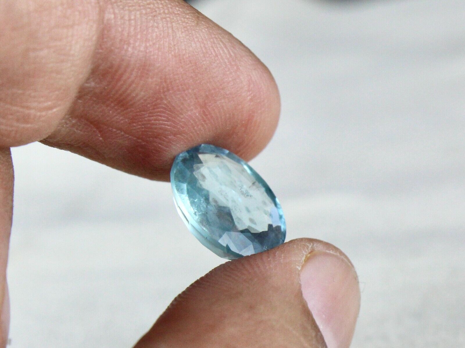 NATURAL BLUE AQUAMARINE OVAL CUT 4.60 CTS GEMSTONE FOR DESIGNING RING PENDANT