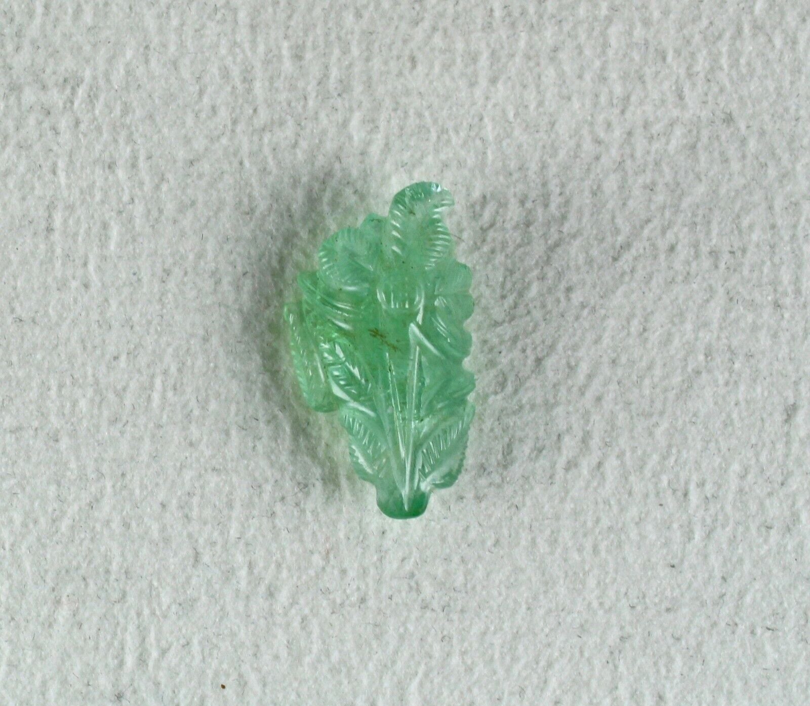 Natural Colombia Emerald Carved Leaf 9.72 Ct Loose Gemstone For Ring Pendant