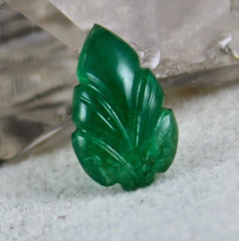 Zambia Natural Emerald Carved Leaf 3.02 Ct Gemstone For Ring Pendant Designing