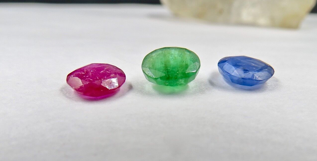 Natural Emerald Ruby & Sapphire Cut 3 Pc 5.23 Ct Loose Gemstone For Ring Pendant