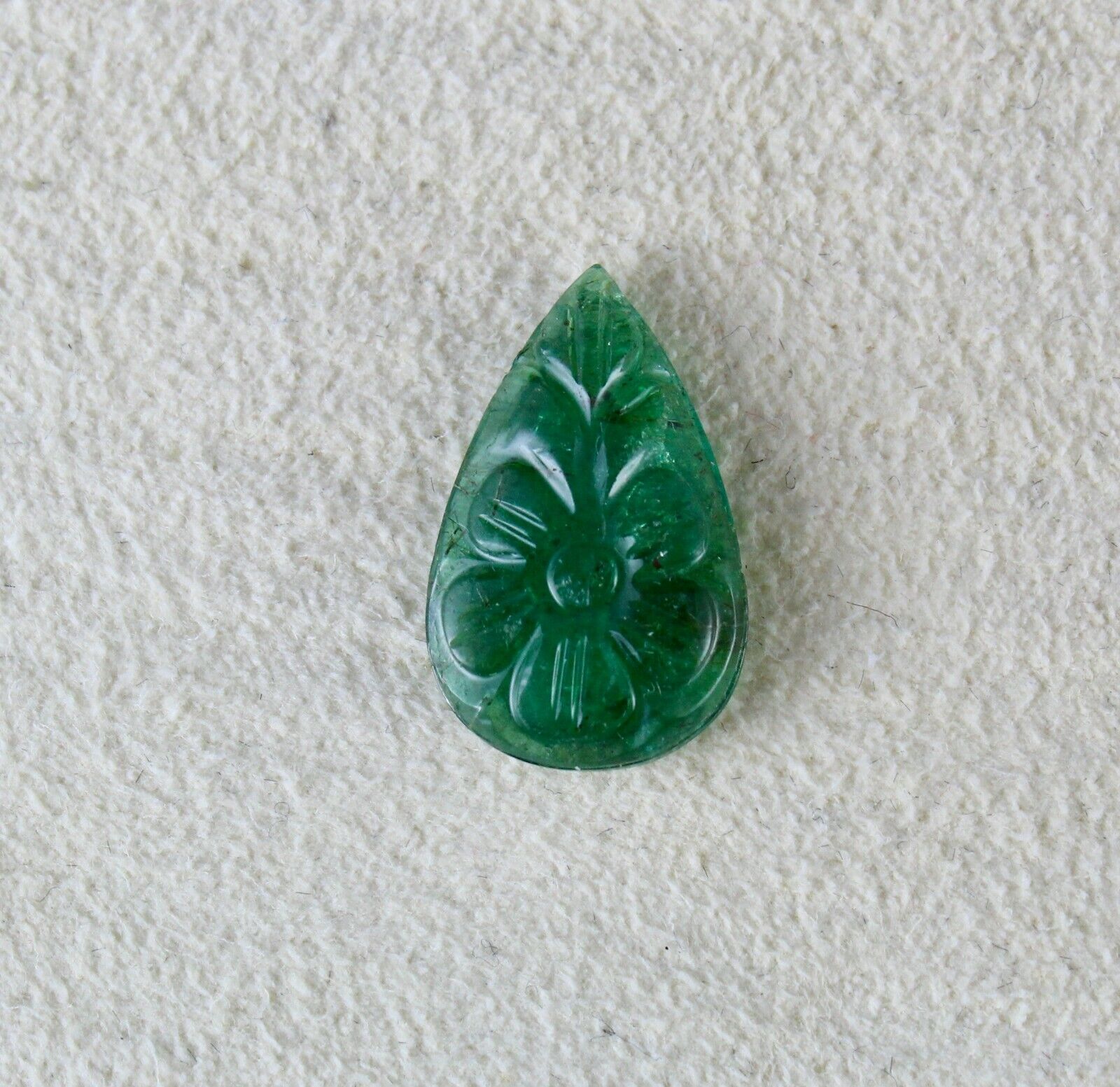 NATURAL ZAMBIAN EMERALD PEAR CARVED 4.50 CARATS GEMSTONE RING PENDANT DESIGNING