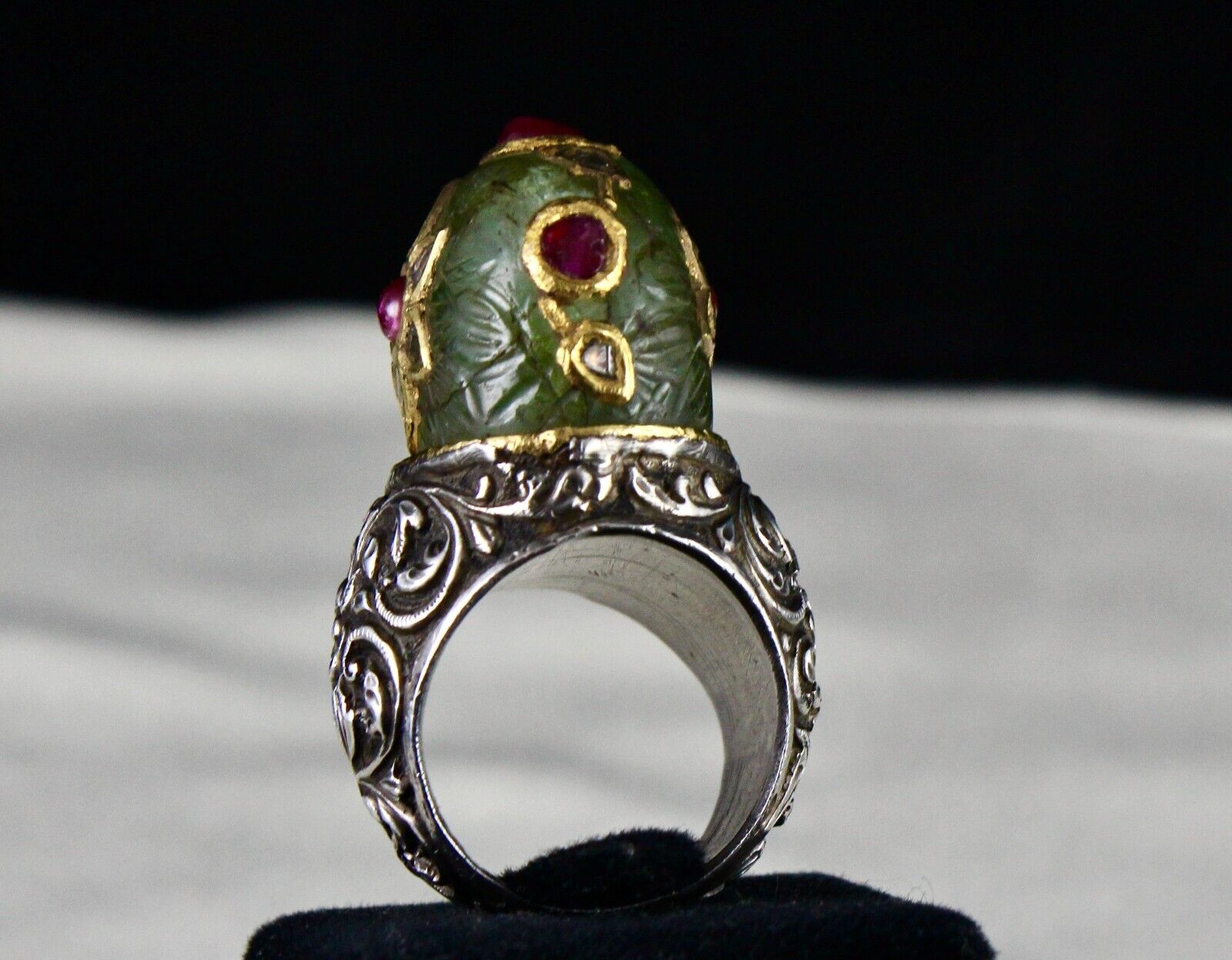 ANTIQUE COLOMBIAN EMERALD CARVED RUBY DIAMOND GOLD JADAU LADIES 925 SILVER RING