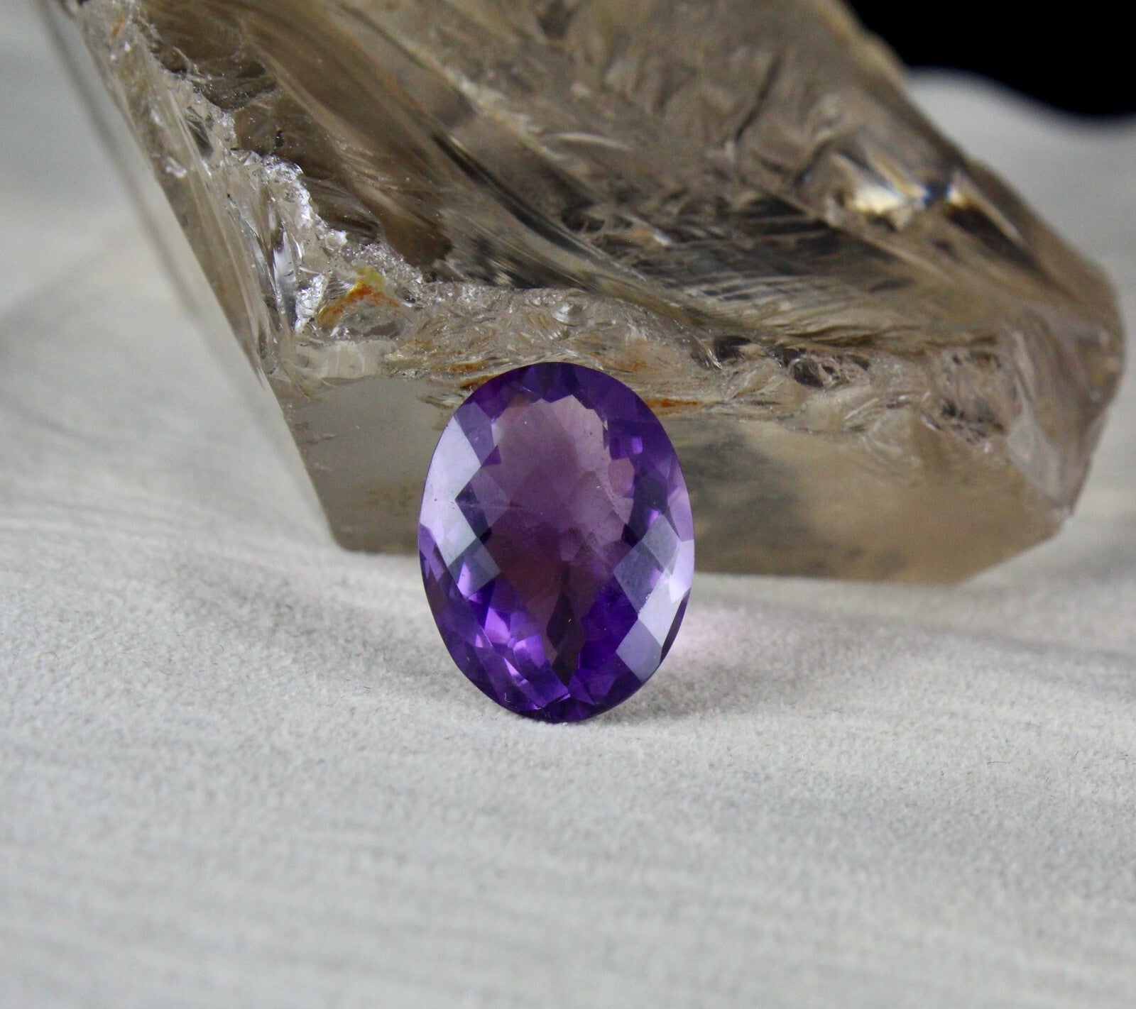 Amethyst Oval Cut 20x15mm 16.85ct Gemstone For Pendant Ring