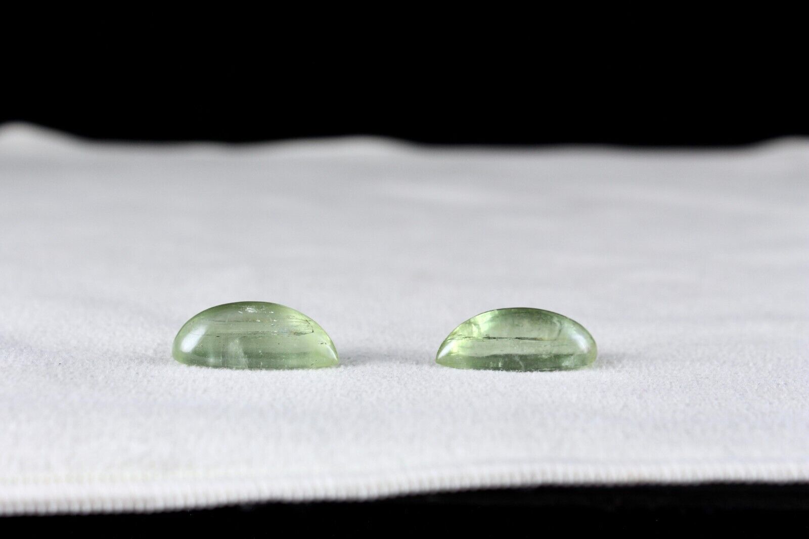 NATURAL GREEN AQUAMARINE CABOCHON 24.59 CARATS GEMSTONE PAIR FOR EARRING