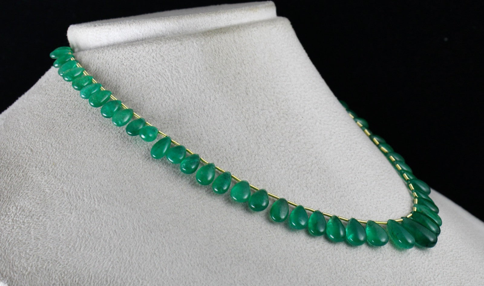 Certified Natural Emerald Teardrop Necklace 103.87 Ct Hanging Gemstone Designing