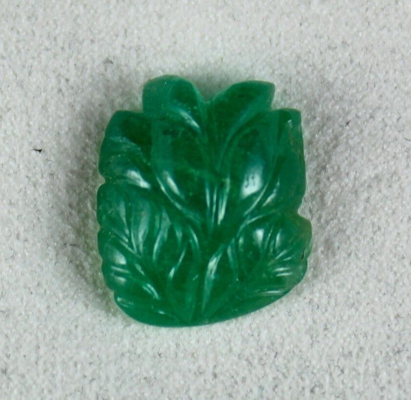 NATURAL ZAMBIAN EMERALD CARVED LEAF 16.64 CARATS GEMSTONE FOR RING OR PENDANT