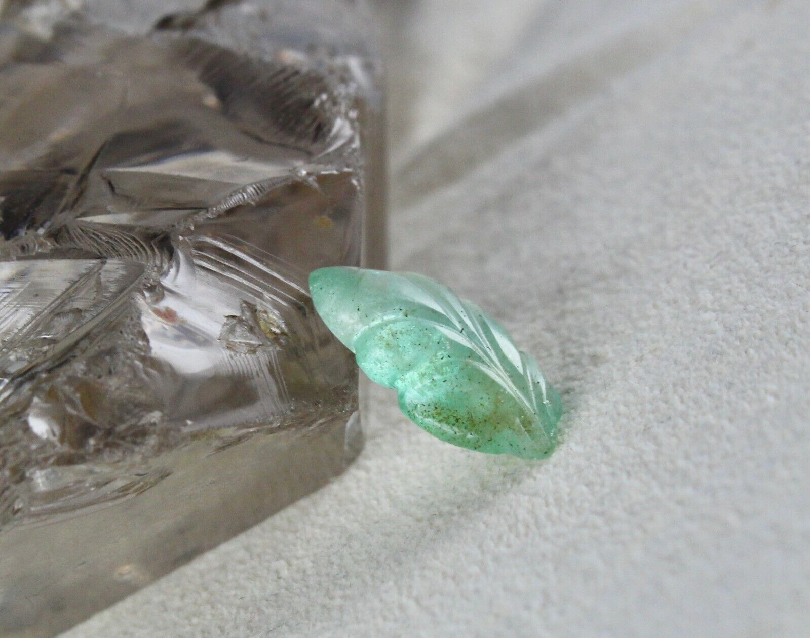 Natural Colombian Emerald Carved Leaf 6.06 Carats Gemstone Ring Pendant Design