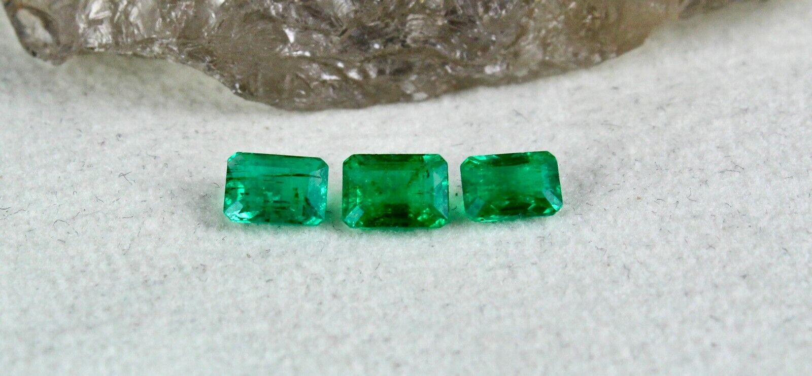 6X4 MM TOP NATURAL EMERALD OCTAGON CUT 3 PCS 1.64 CARATS PRECIOUS GEMSTONE RING