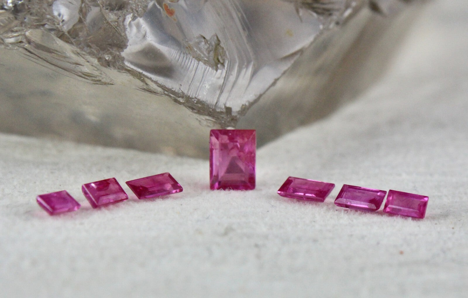 Certified Natural Ruby Baguette 2.96 Ct 7 Pcs Ring Pendant Design