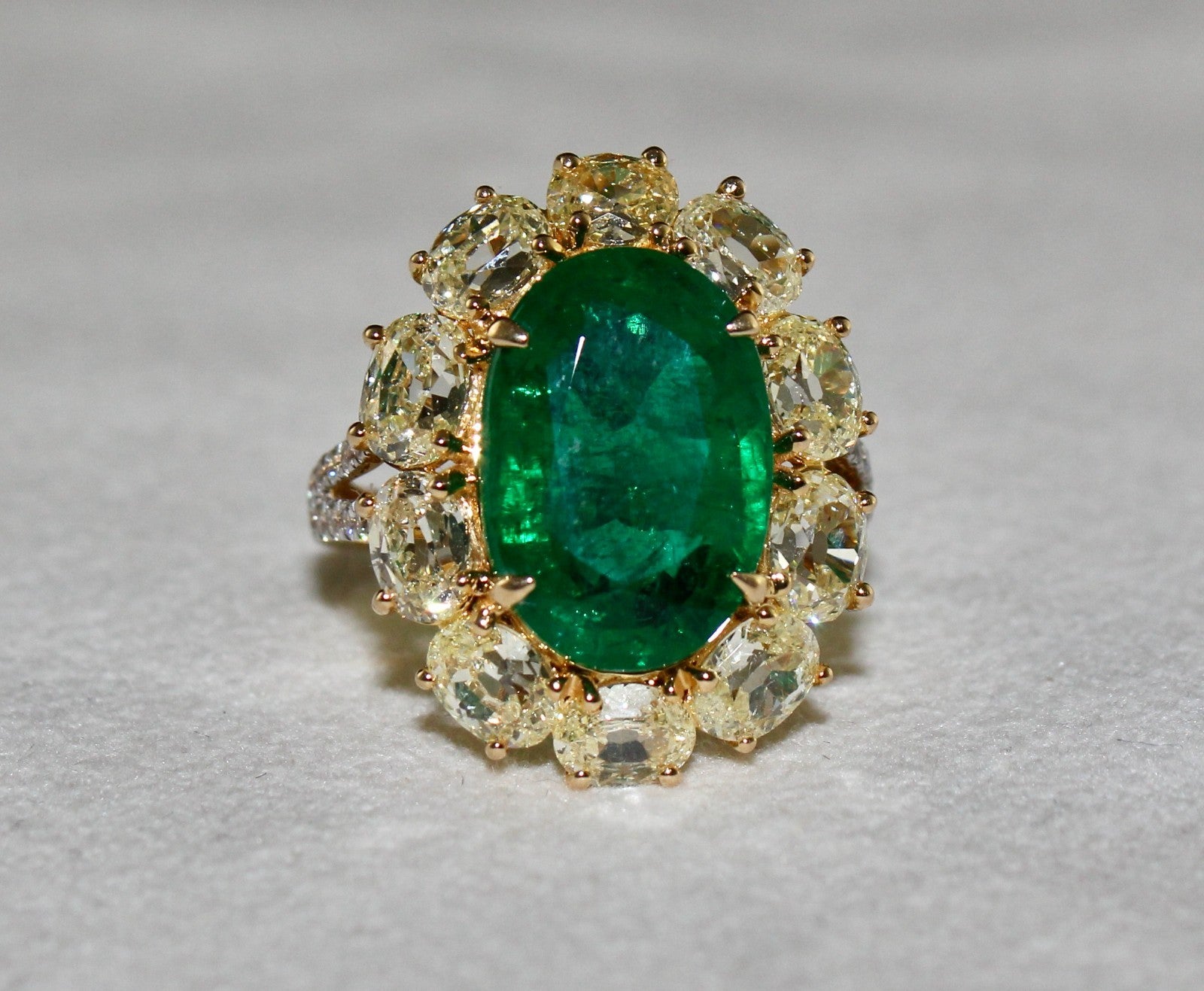 Certified Natural Emerald, Yellow & White Diamond Ring 18K Gold | 7.42 Ct Stone