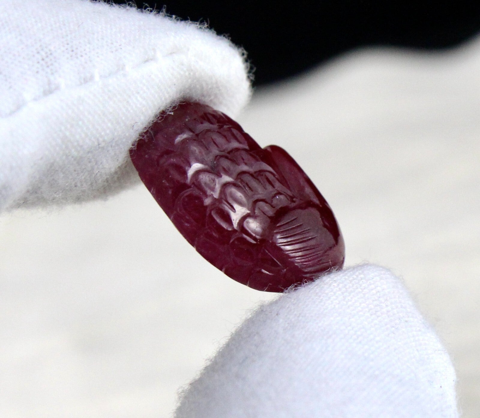 Certified Natural Ruby 20.71 Ct Engraved Peacock Gemstone Pendant Ring