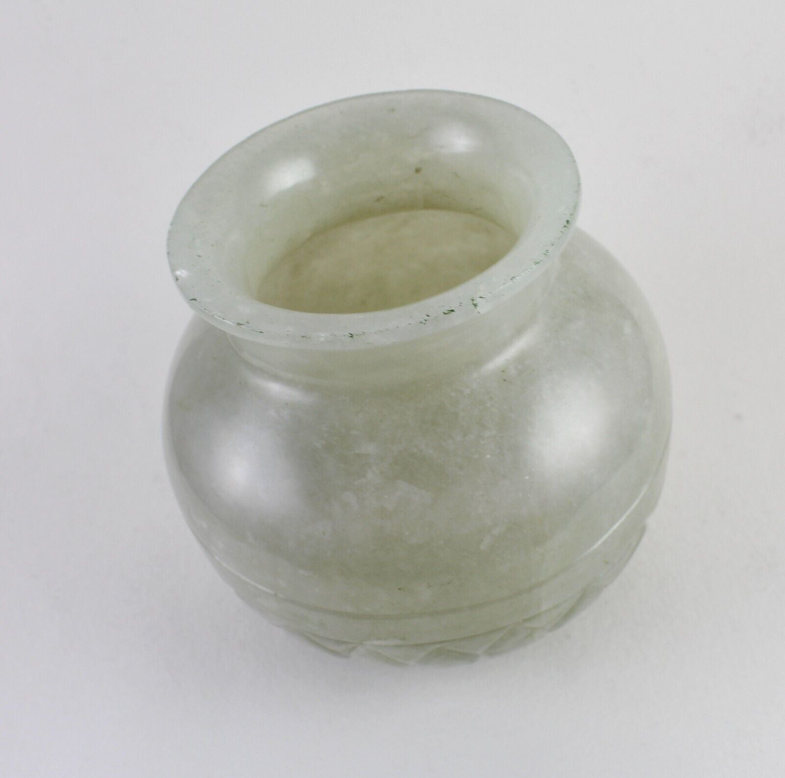 Antique Natural Indian White Jade 3500 Ct Gemstone Carved Pot For Home Decor