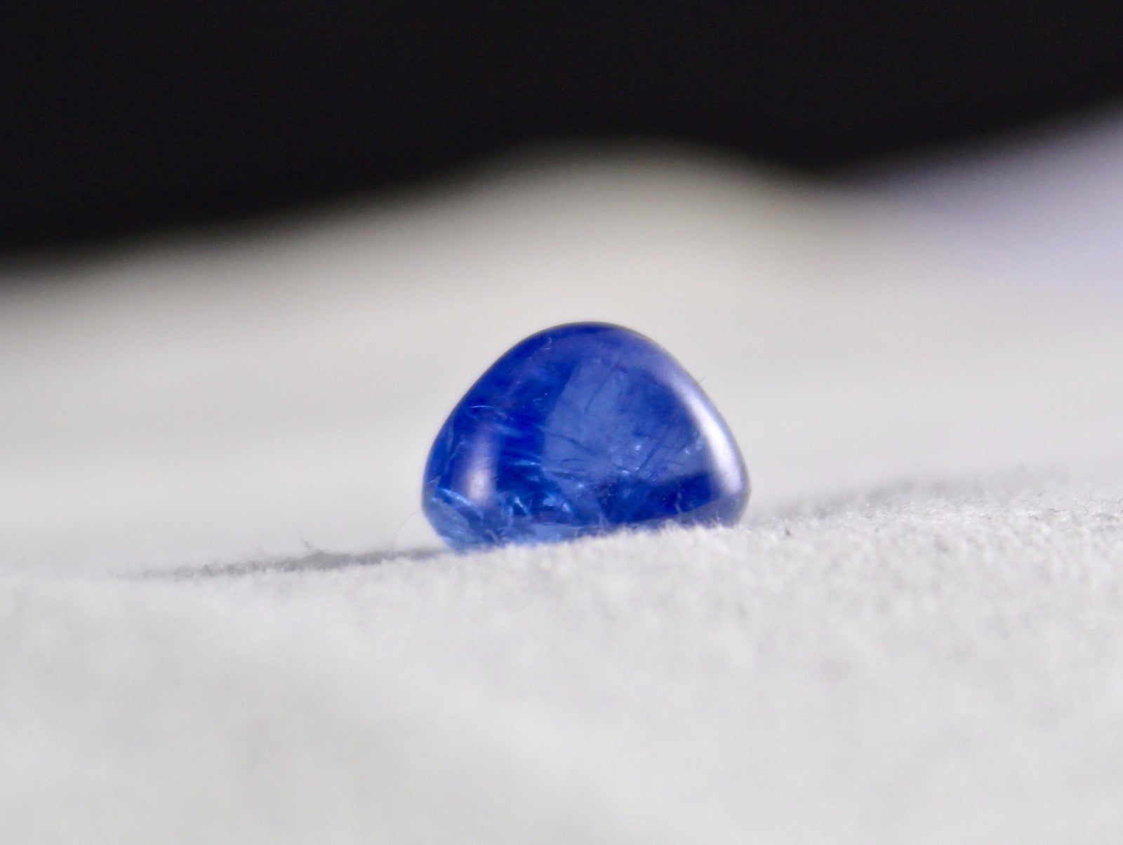 Certified Triangle Cabochon 8.57 Ct Natural Blue Sapphire Ring Pendant For Women