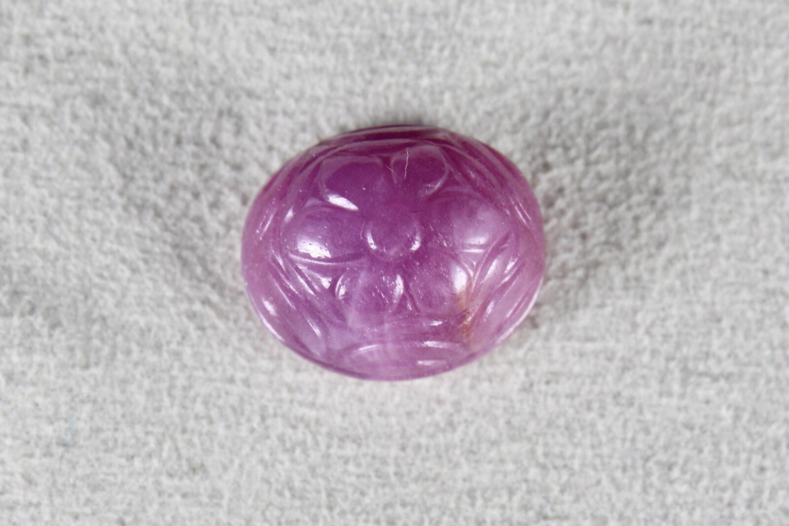 Natural Ruby 38ct Carved Oval 19mm Loose Gemstone For Pendant Ring