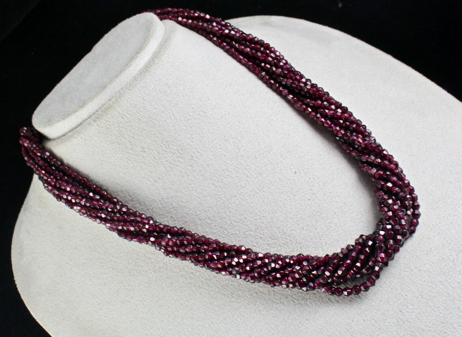 Natural Garnet Faceted Round 4mm 9 L 659 Ct Red Gemstone Beaded Fashion Necklace