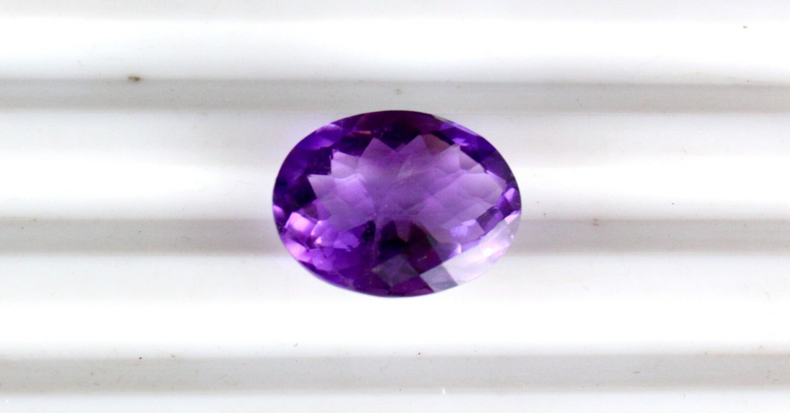 Amethyst Oval Cut 20x15mm 16.85ct Gemstone For Pendant Ring