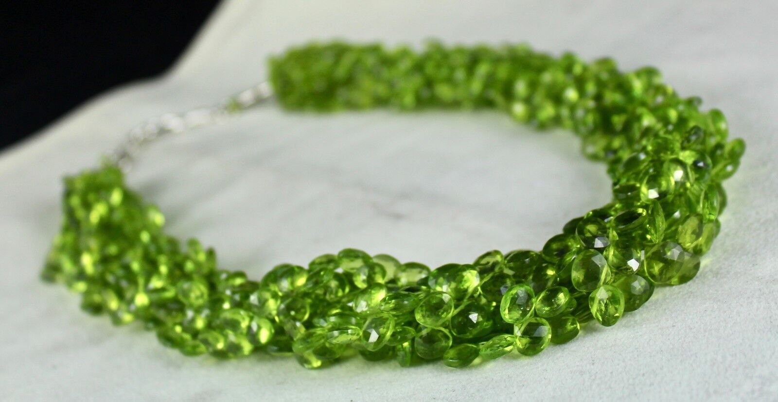 NATURAL PERIDOT BEADS FACETED TEARDROPS GEMSTONE 883 CTS LADIES SILVER NECKLACE