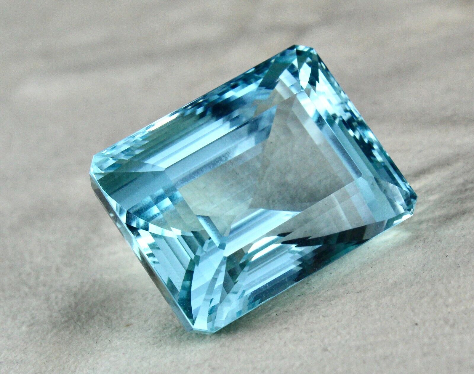 Rare Natural Blue Aquamarine Octagon Cut 197.65 Cts Certified Gemstone Pendant