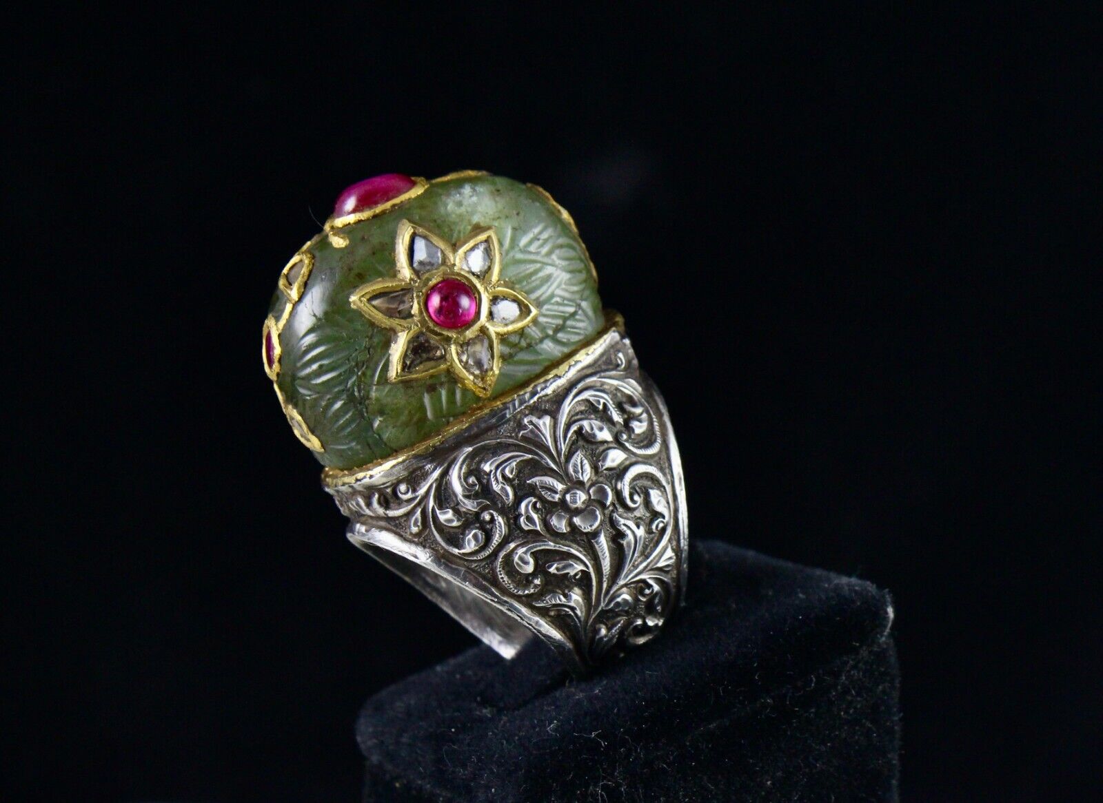 ANTIQUE COLOMBIAN EMERALD CARVED RUBY DIAMOND GOLD JADAU LADIES 925 SILVER RING