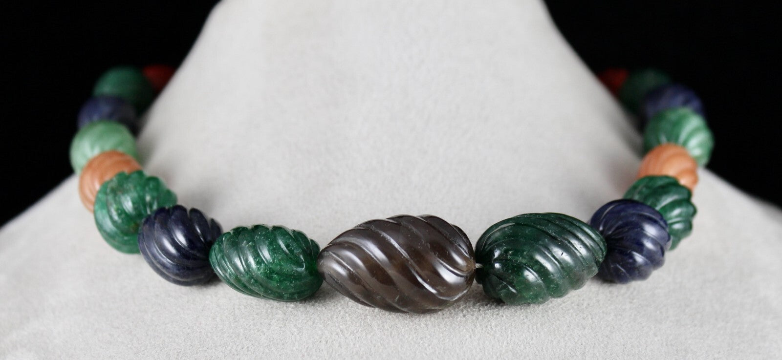 Natural Semi Precious Carved Melon Beads 942 Ct Sterling Silver Necklace