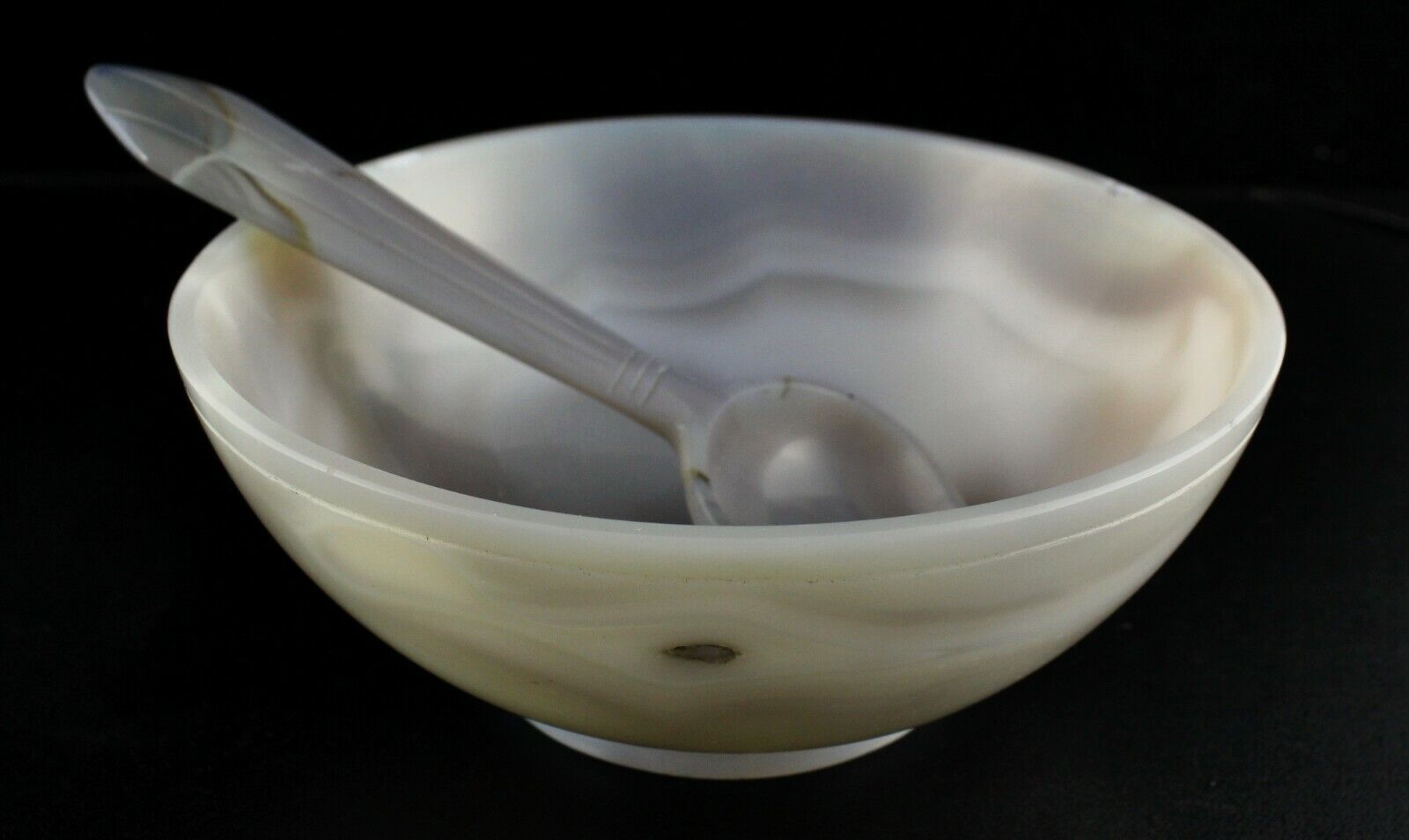 HAND CRAFTED NATURAL CHALCEDONY 1825 CARATS DESIGNER BOWL SPOON FOR HOME DECOR