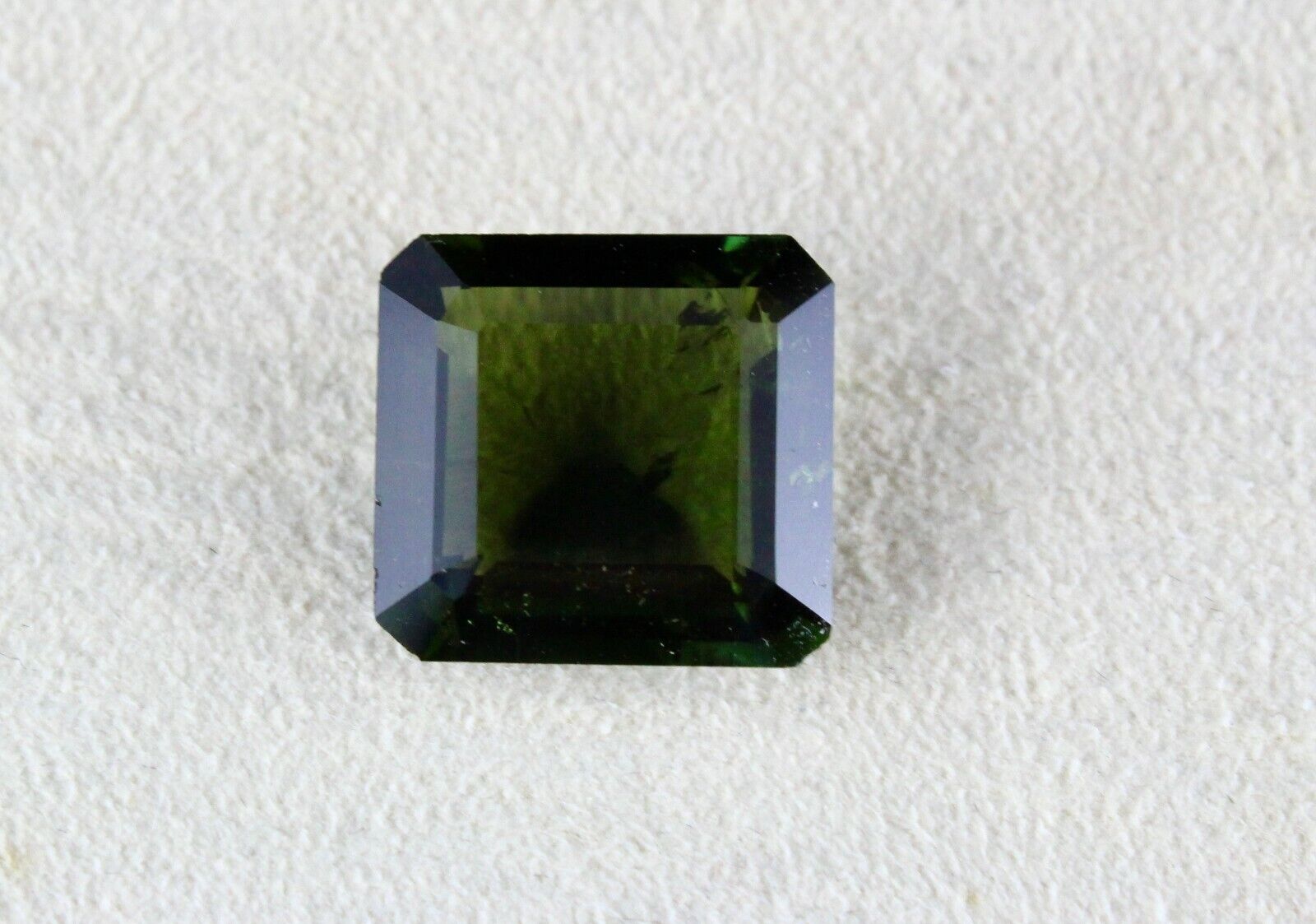 FINE NATURAL GREEN TOURMALINE SQUARE CUT 15.29 CARATS GEMSTONE FOR RING PENDANT