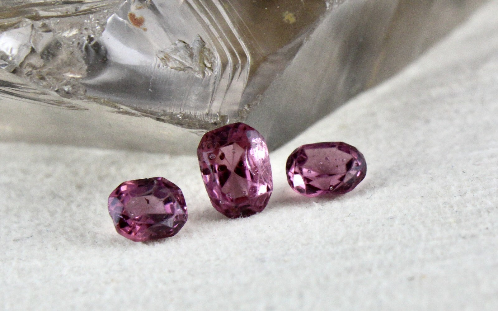 Certified Antique Natural Spinel Old Cushion 3 Pcs 5.08 Cts Gemstone For Ring