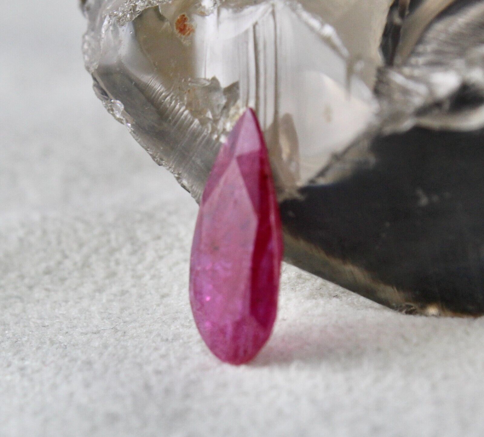 NATURAL RUBY PEAR CUT 6.28 CTS MOZAMBIQUE NOHEAT GEMSTONE PENDANT EARRING SET