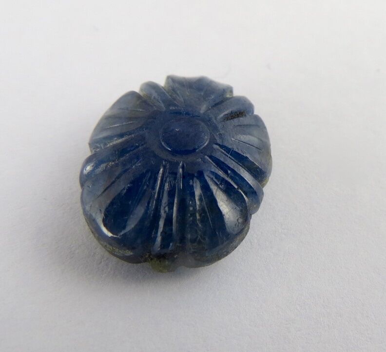 GTL CERTIFIED NATURAL BLUE SAPPHIRE CARVED FLOWER 20 CTS RARE GEMSTONE FOR RING